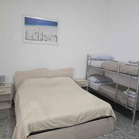 Bed and Breakfast Da Massimo 1 Марина-ди-Скьявонеа Экстерьер фото